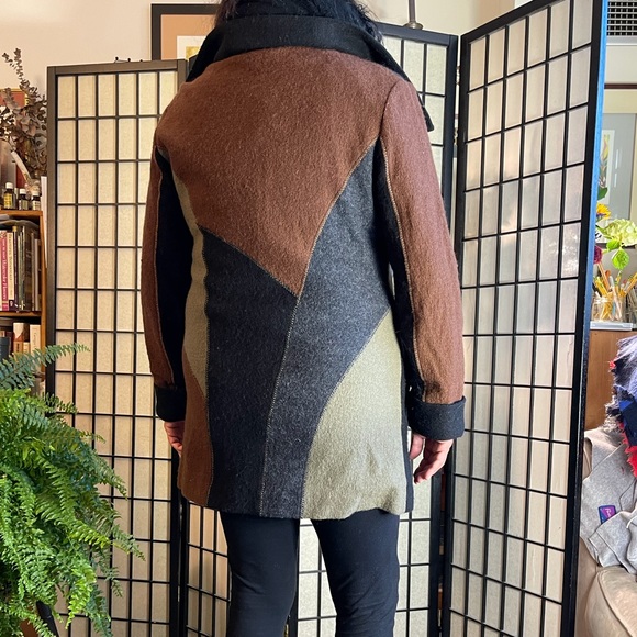 Carson Jacket - Picture 4 of 12